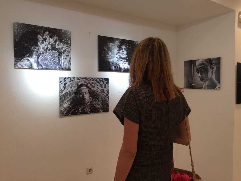 Εγκαίνια της έκθεσης «REFLECT ON ME” @ Venus Gallery