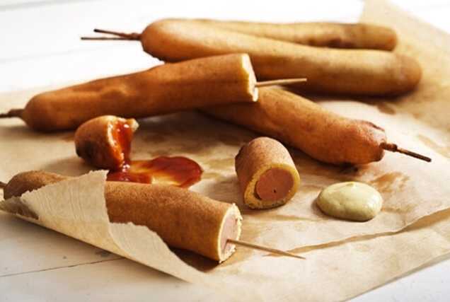 Corn dog (κορν ντογκ)