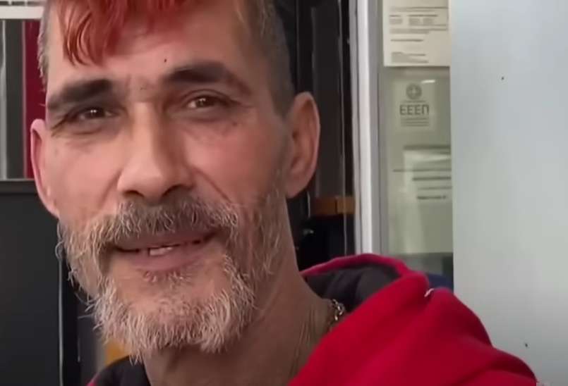 Συνελήφθη ο ‘Red Dragon’ αφού παρενόχλησε δύο ανήλικες στο κέντρο της Αθήνας
