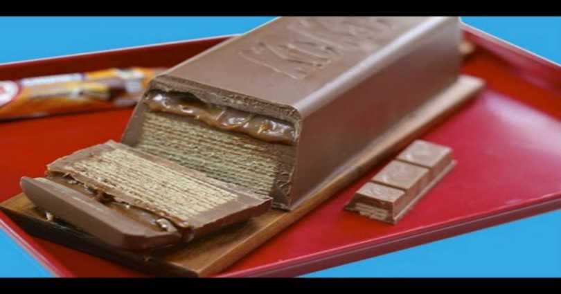 Φτιάξτε ένα γιγάντιο Kit Kat με 2 μόλις υλικά!